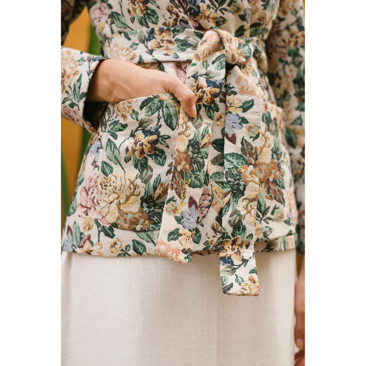 White Floral Jacket - Midspring